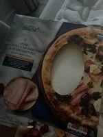 Ham, Chestnut Mushroom & Mascarpone Wood Fired Pizza (Tesco finest)